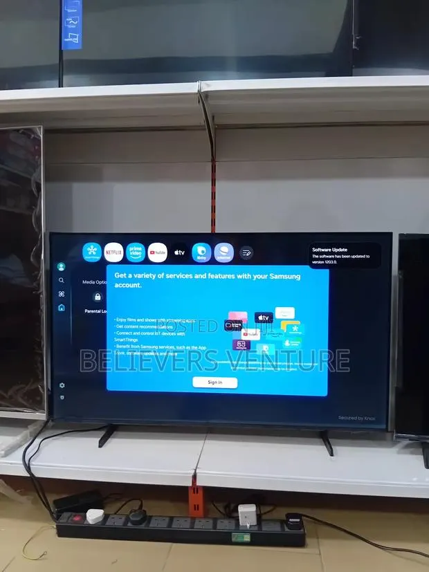Sumsung Crystal Hdu Television 50inches · Photo 1