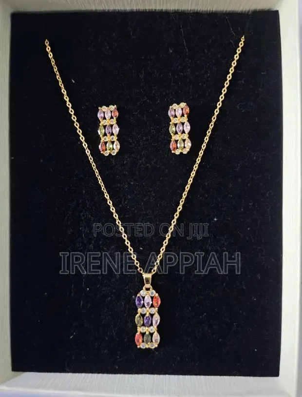Pretty Jewellery Set for Her · Photo 1