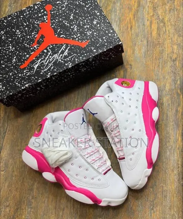 Air Jordan Retro 13 Pink/White · Photo 1
