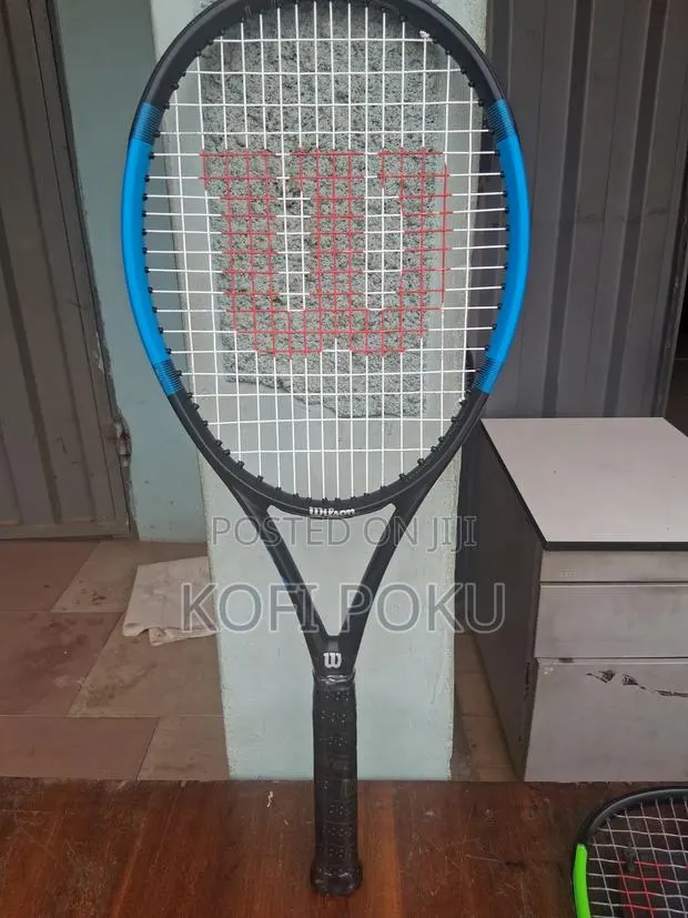 Wilson Tennis Racket · Photo 4