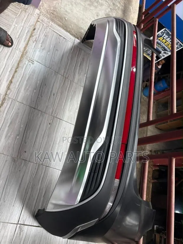 2021,2022,2023,2024,2025 Back Bumper for Hyundai Santafe · Photo 1