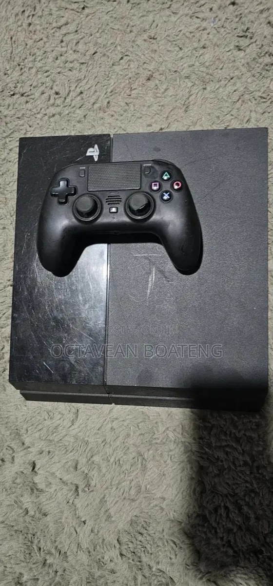 Ps4 Standard · Photo 1