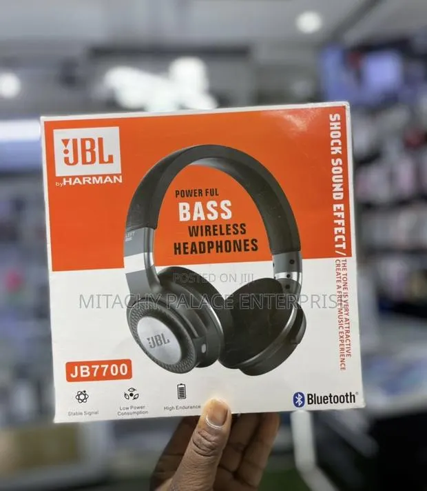 JBL Powerful Bass Wireless Headset · Photo 1