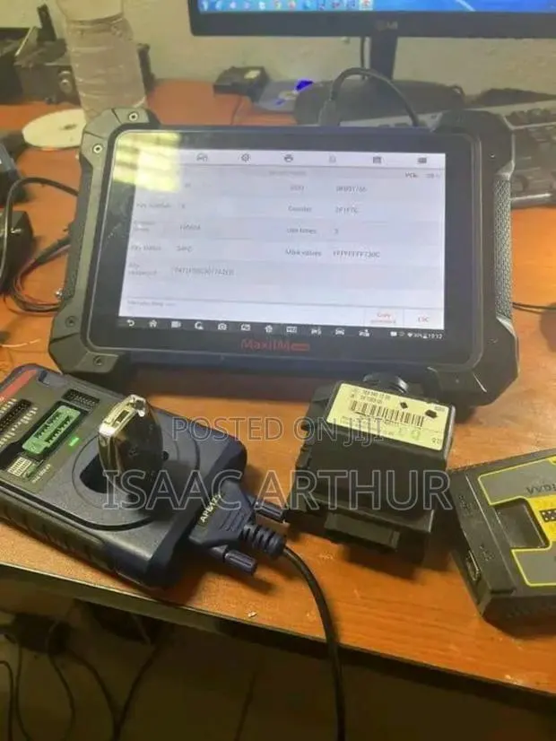 Control Board Programming and Mileage Adjusting and Key Programming · Photo 1