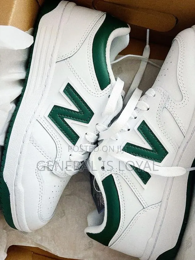 New Balance Sneakers · Photo 1