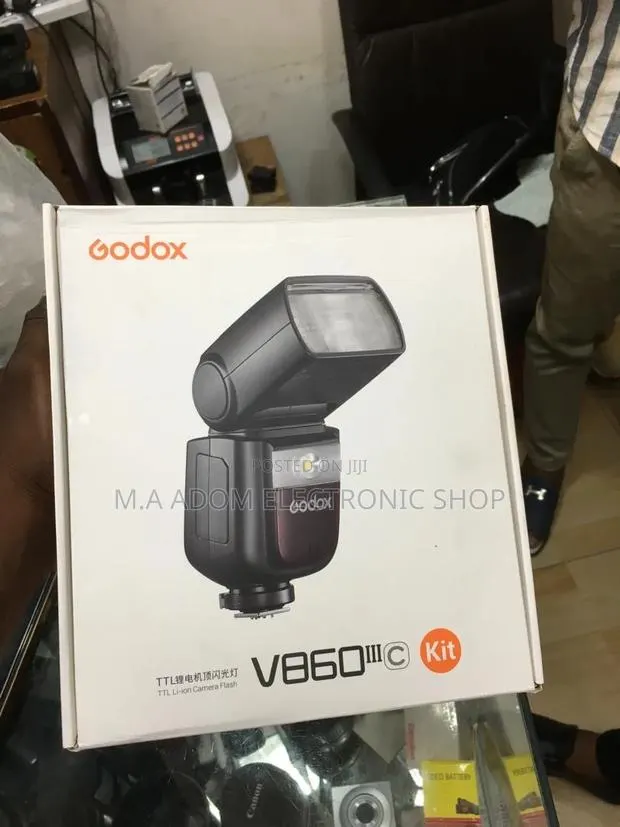 Godox V860III: Powerful, Reliable, and Ready When You Are. · Photo 1