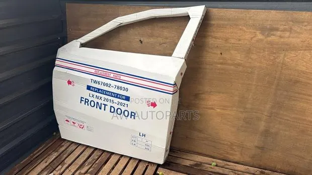 Lexus NX 200 2015-2021 Front Door. LH · Photo 1