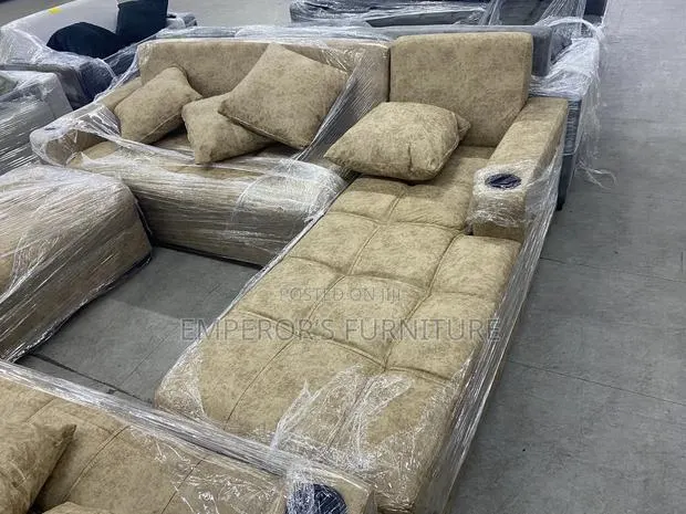 Quality Modern L-Shape Sofa With Cup · Photo 1