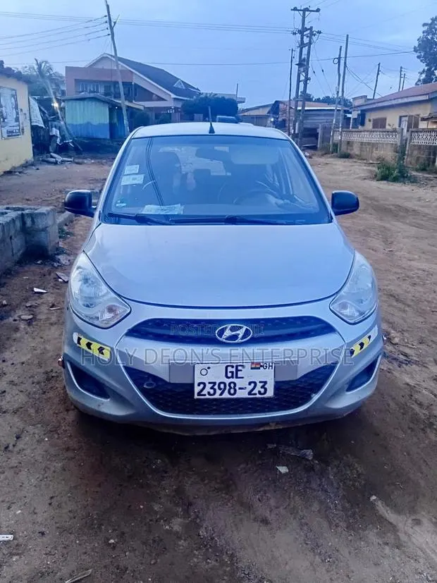 Hyundai I10 2013 Silver · Photo 1