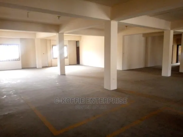 850sqm Wharehouse at North Kaneshie Industrial for Rent · Photo 1
