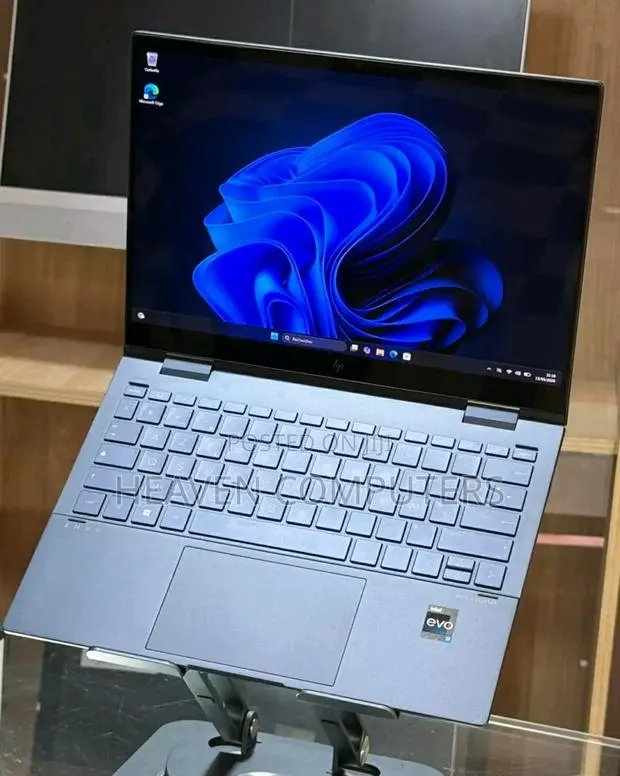 New Laptop HP Envy x360 13z 16GB Intel Core i7 SSD 512GB · Photo 1