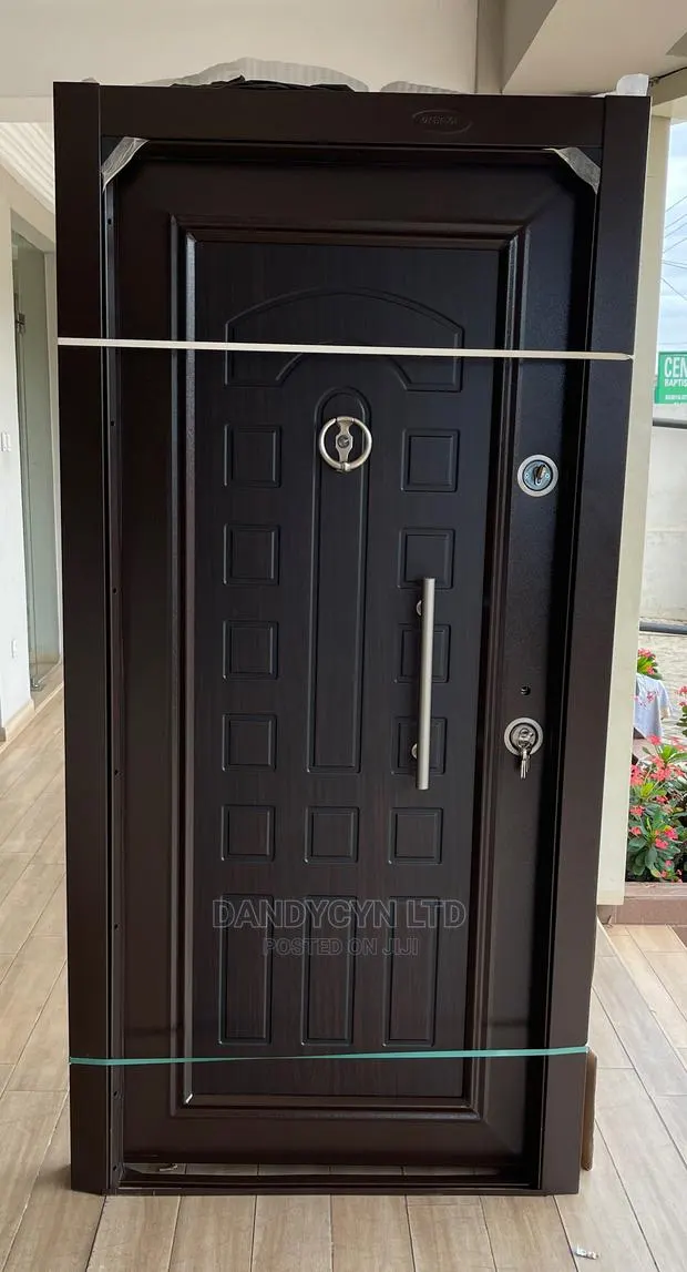 Heavy Security Door · Photo 1