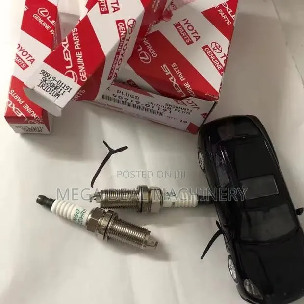 Toyota Corolla / Yaris / Hybrid Plugs (⁠90919-01253⁠ / SC20HR11) · Photo 1
