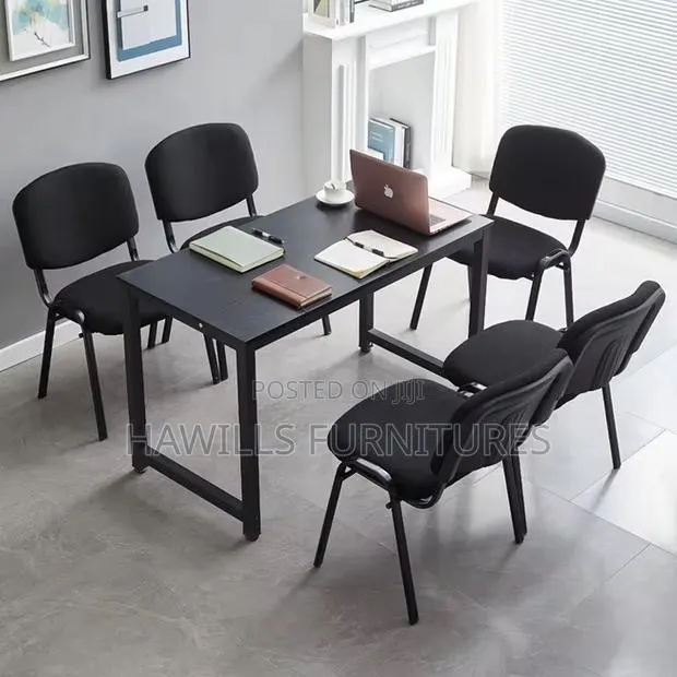 Stackable Metal Frame Fabric Chair · Photo 1