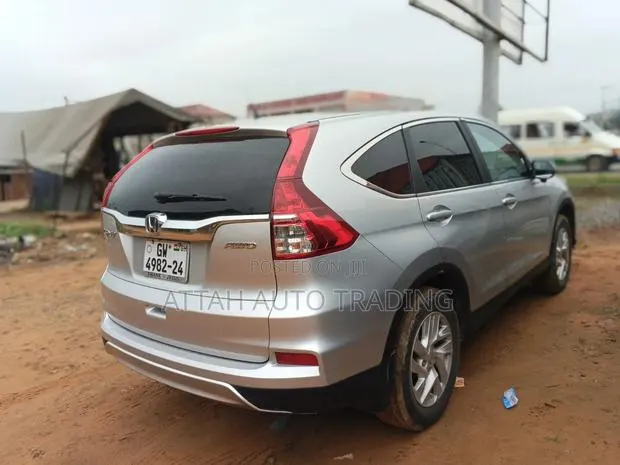 Honda CR-V 2013 Silver · Photo 1