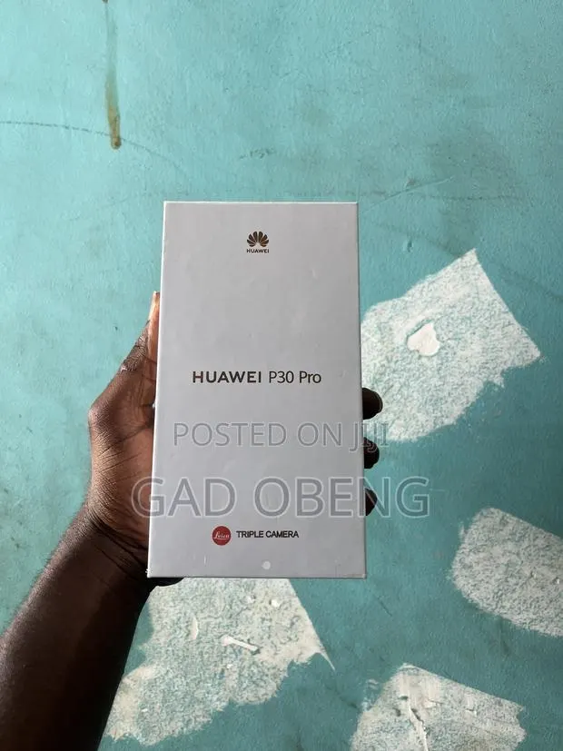 New Huawei P30 Pro 128 GB Orange · Photo 1