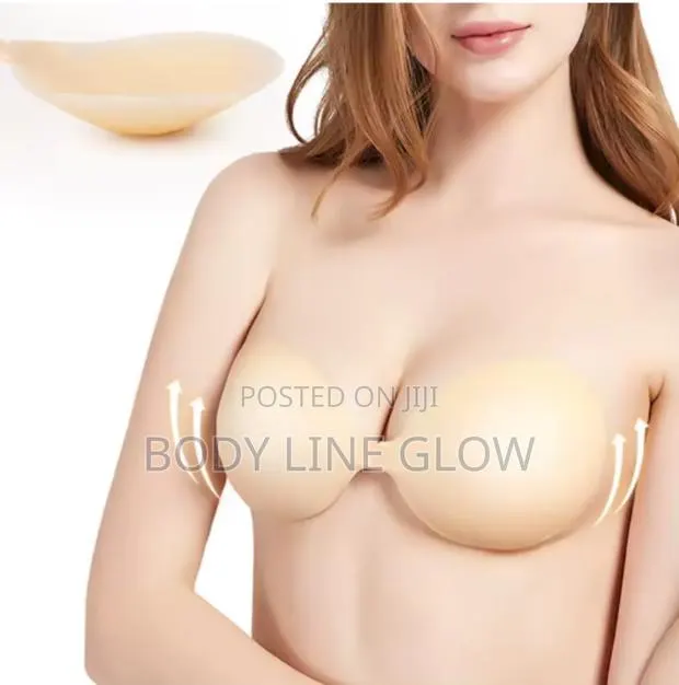 Reusable Strapless Silicone Round Cup Bra · Photo 1