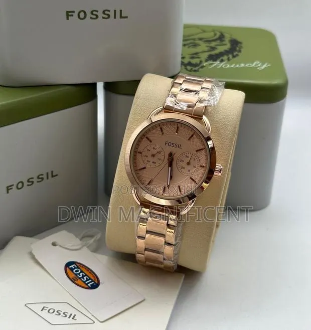 Fossil Watches for Women in Gold and Rose Gold · Photo 1