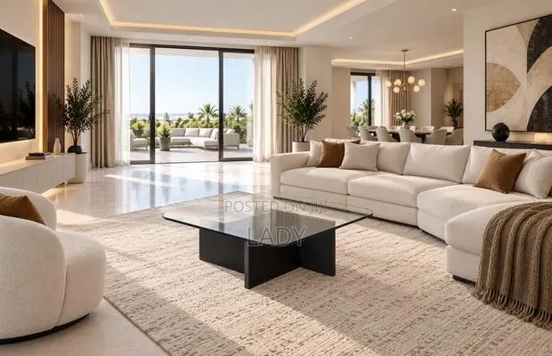 Glass Centre Table · Photo 1