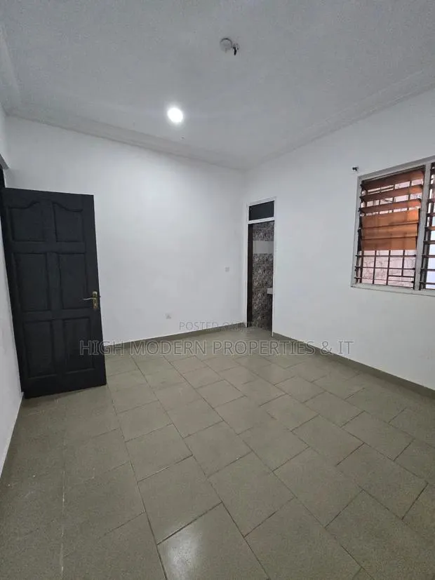 3bdrm Apartment in San Hotel, New Town for rent · Photo 1