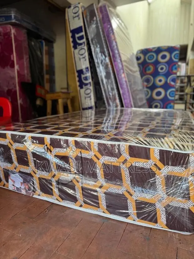 16 Inches High Density Mattress · Photo 1