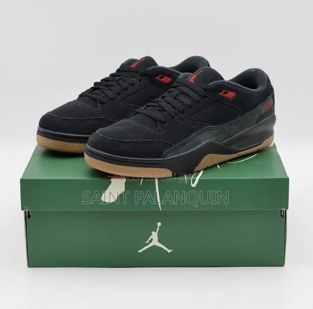 Nike Trainers · Photo 1