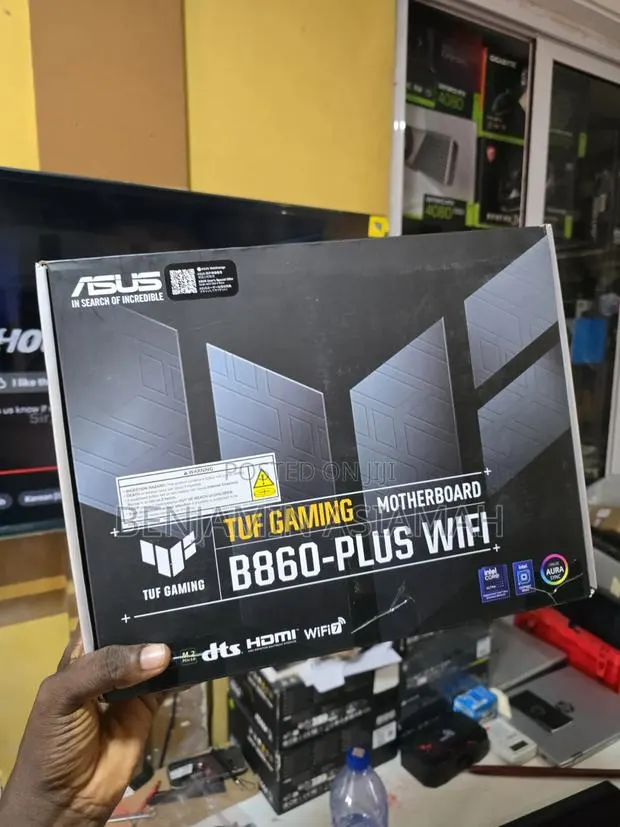 Asus Motherboard + Ultra 7 Cpu · Photo 1