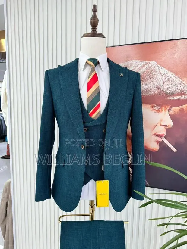 Men's Suit · Photo 1