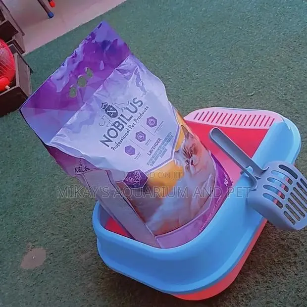 Litter Box and Lavender Scented Sand · Photo 1