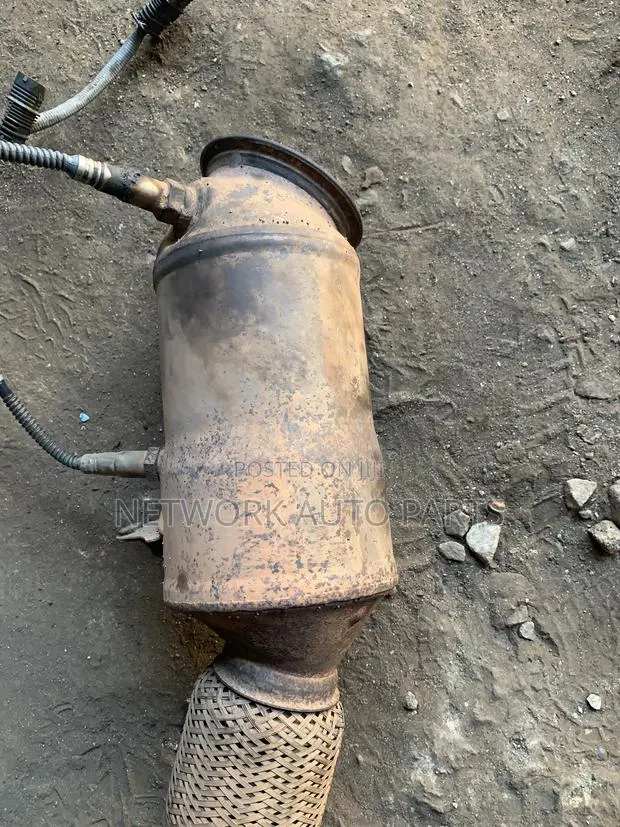 BMW X Series Catalytic Converters Replacement · Photo 1