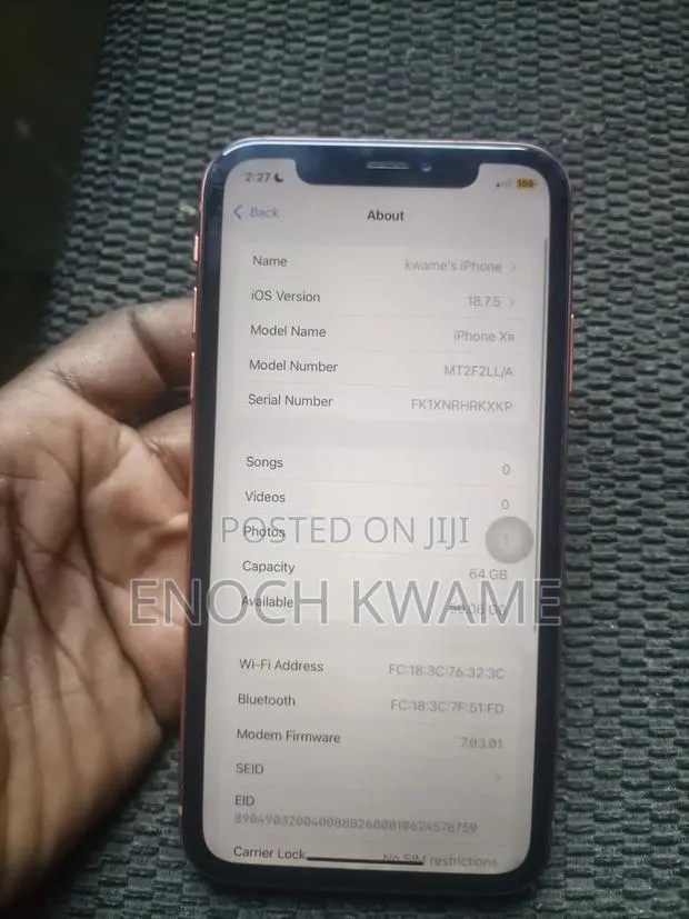 Apple iPhone XR 64 GB Orange · Photo 3