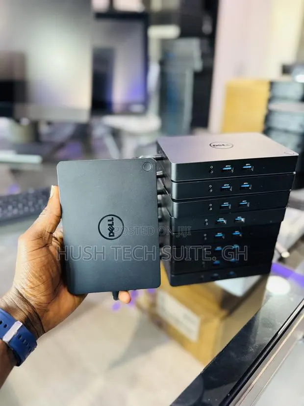 Dell WD15 USB C Dock Station · Photo 1