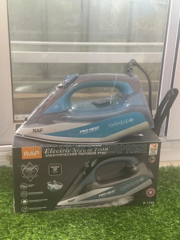 Quality and Classic Electric Steam Iron · Photo 1