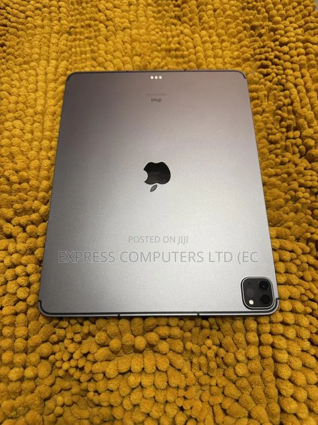 Apple iPad Pro 12.9 (2021) 256 GB Gray · Photo 1