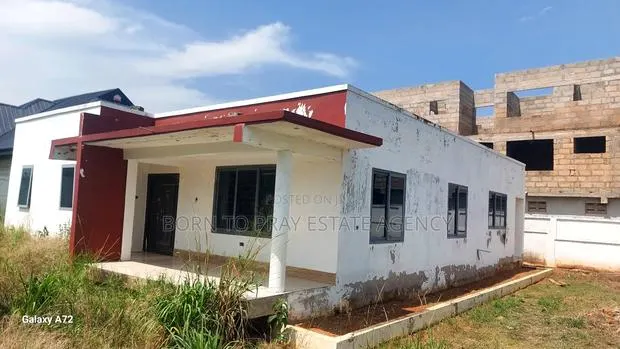 3bdrm House in Born To Pray Estate, Ejisu-Juaben Municipal for sale · Photo 1