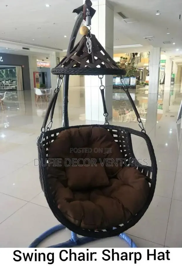 Swing Chair Available for Sale · Photo 1