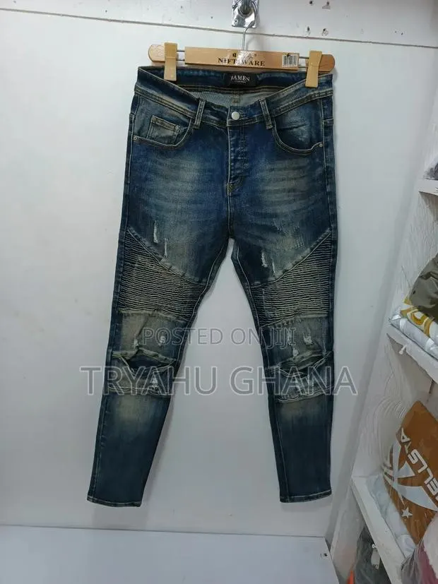Turn Ordinary Days With Bamen's Fashionable Jeans. · Photo 1