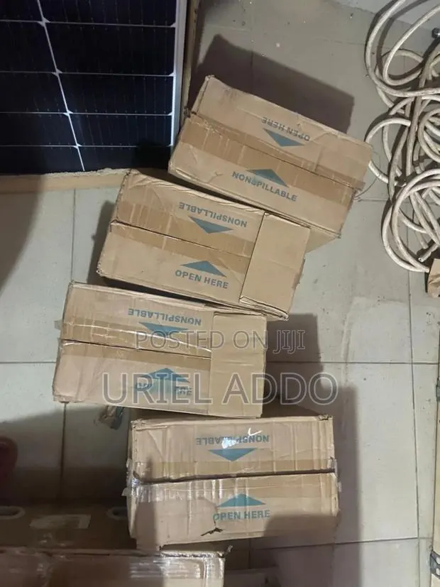 200ah Solar Battery · Photo 1