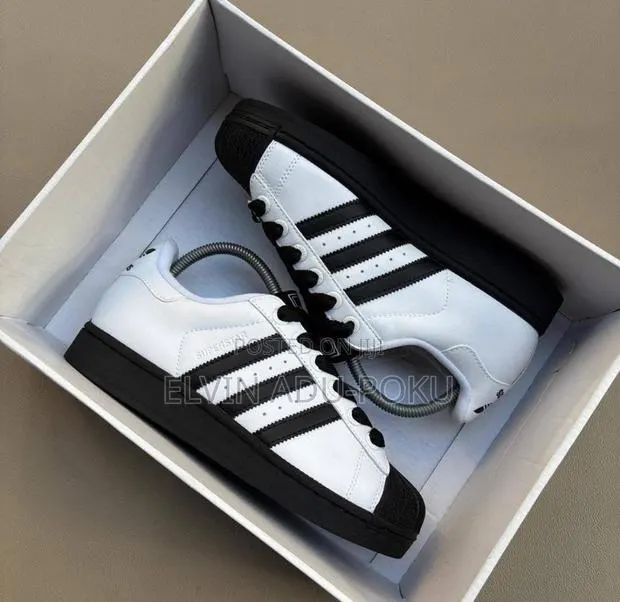 Adidas Originals Súperstar 2 in Different Colors , Swipe >> · Photo 1