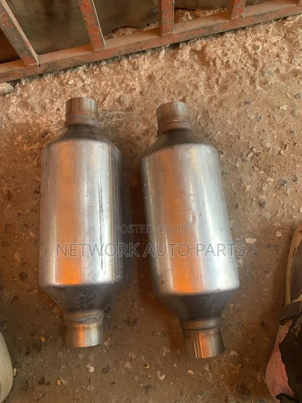 Brand New Original Catalytic Converters for All Cars · Photo 1