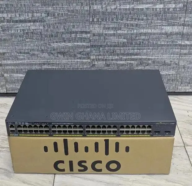 Refurbished Cisco Ws-C2960x-48lpd-L, 48x1ge Poe/2x10ge Sfp+/370w Poe. · Photo 1