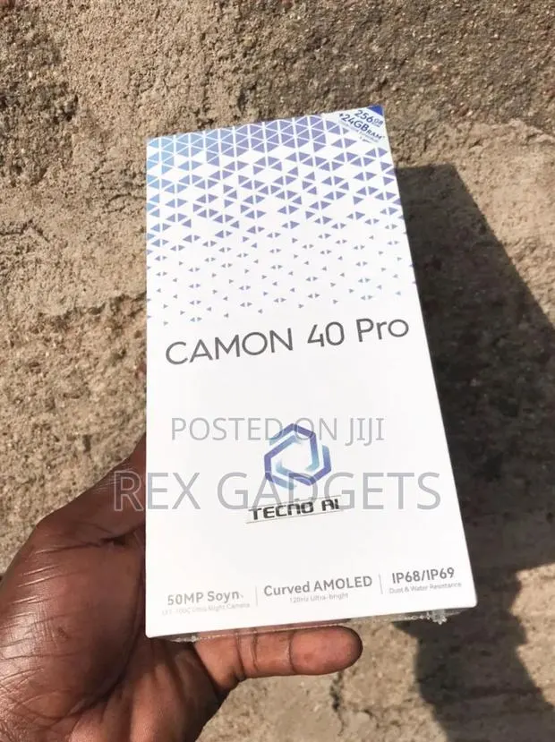 New Tecno Camon 40 Pro 5G 256 GB Gray · Photo 1
