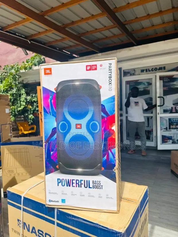 Powerful Bass Boost Party Box 110 Wirelessly Connect Bt · Photo 1