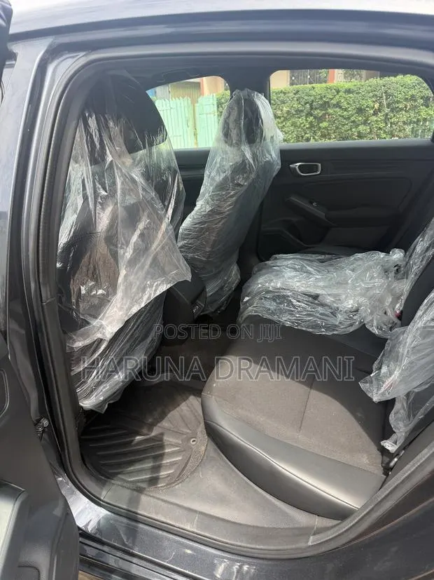Honda Civic Sport Touring CVT 2024 · Photo 1