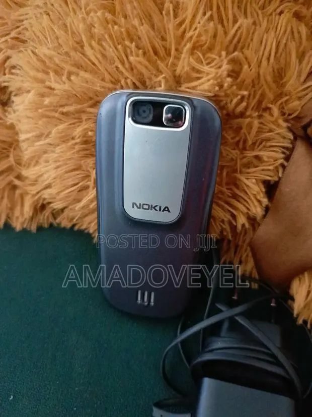 Nokia 2680 slide Gray · Photo 1
