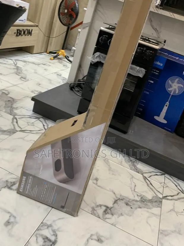 Order Good Samsung Hw-S80cb 3.1.2-Channel Ultra-Slim Soundbar System · Photo 1