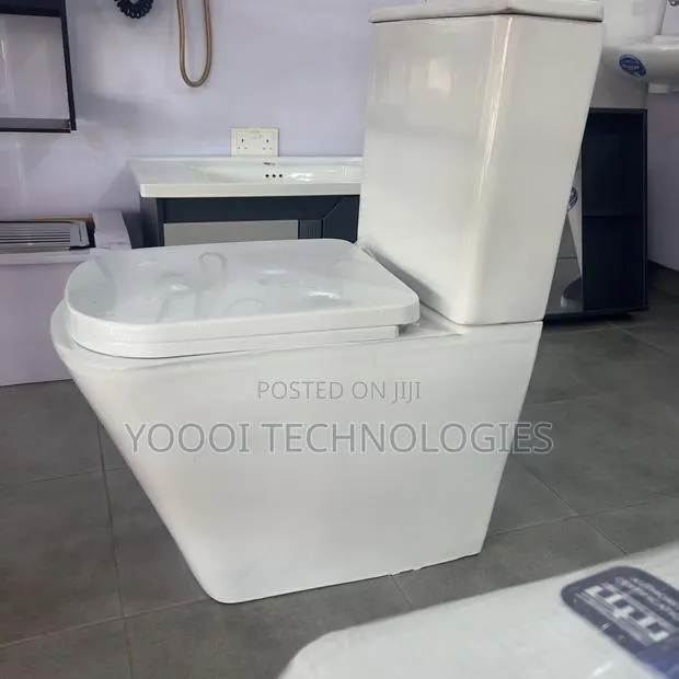 P Trap Close Coupled Wc With Adaptor · Photo 1