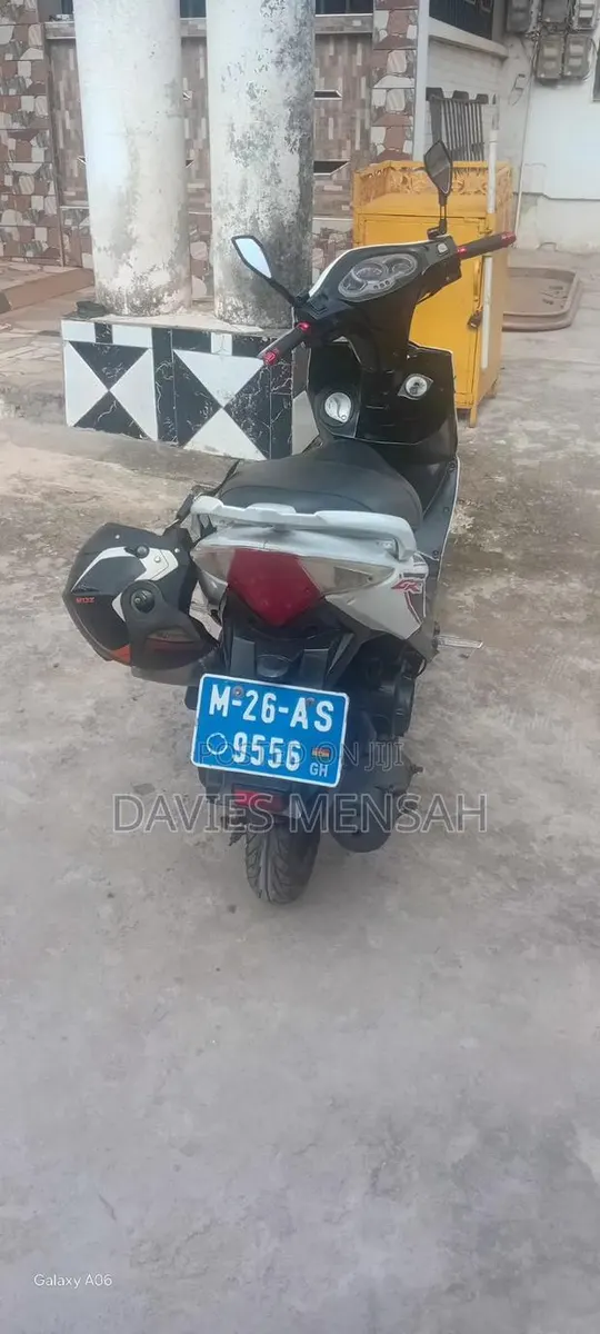 SYM Symnh 2024 White · Photo 1