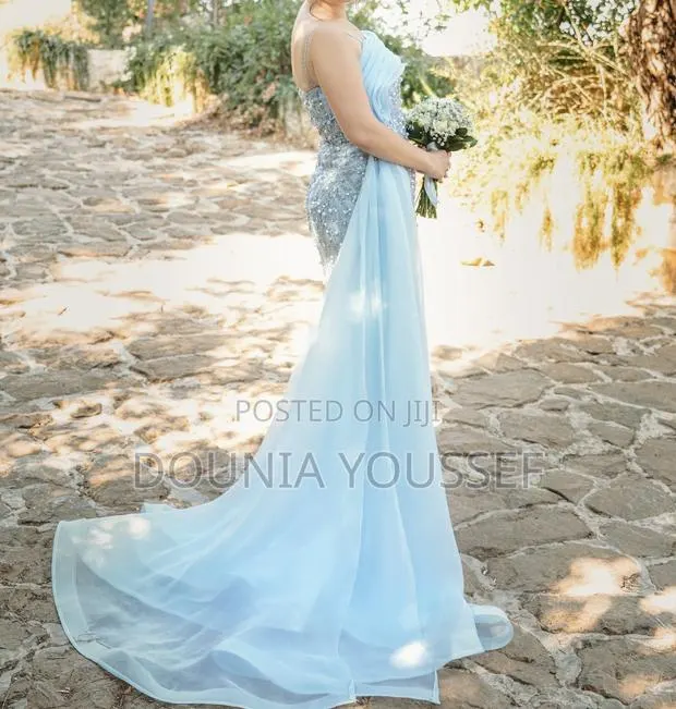 Blue Evening Dress · Photo 1