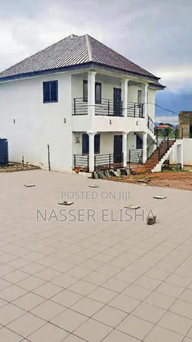 4bdrm Duplex in Sarpeiman, Amasaman for sale · Photo 1